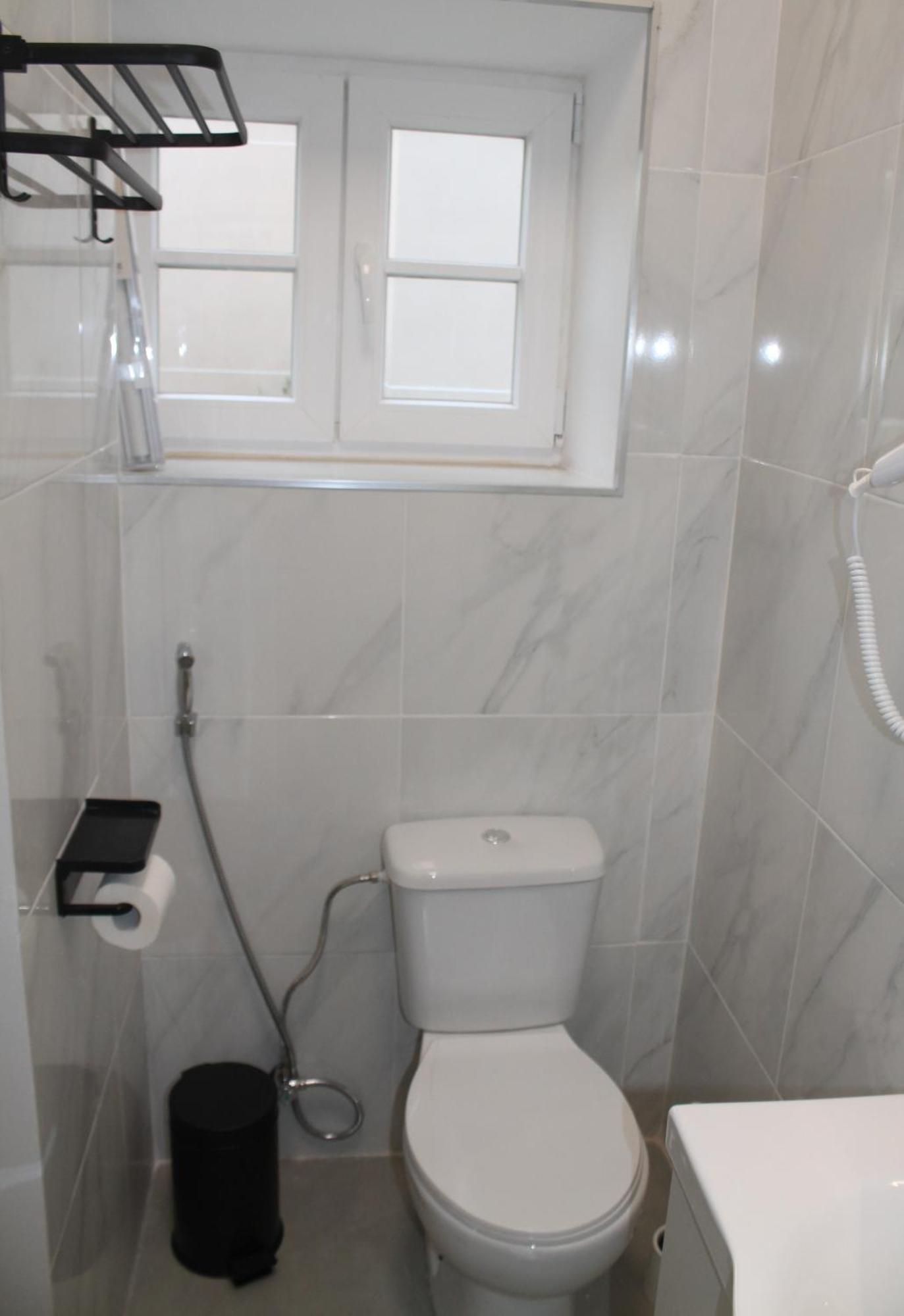 Real Guest House Коста да Капарика Екстериор снимка