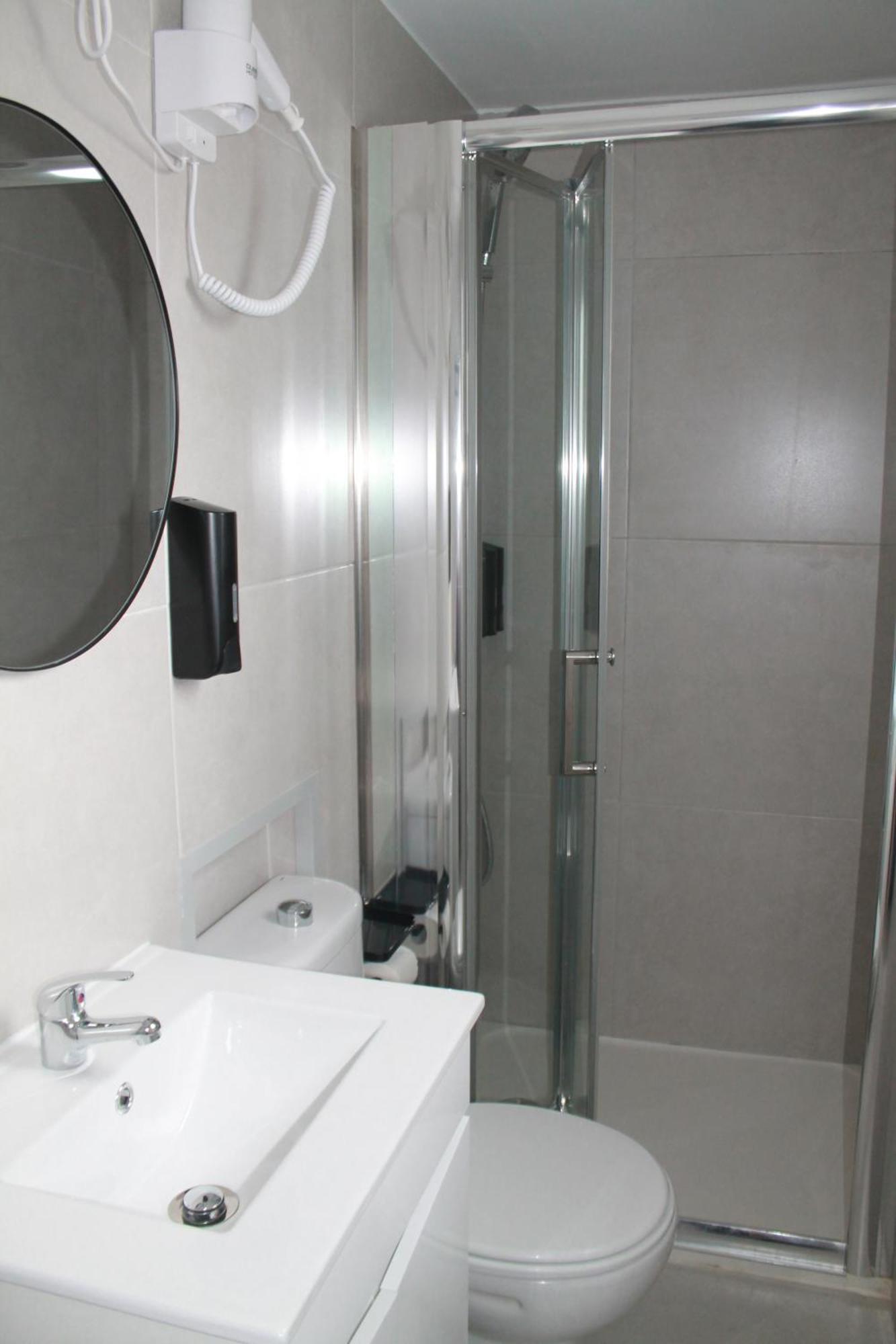 Real Guest House Коста да Капарика Екстериор снимка